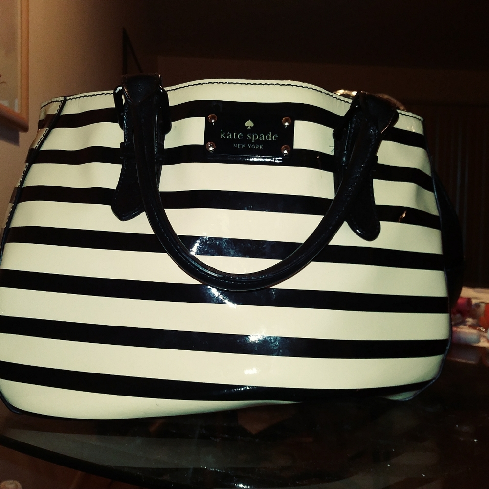 Kate Spade bag - Picture 2 of 2